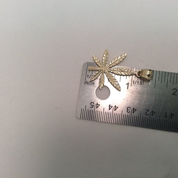 Marijuana Weed Leaf Kush Pot Cannabis 10k Yellow Solid Real Diamond Cuts Gold C - Picture 7 of 7